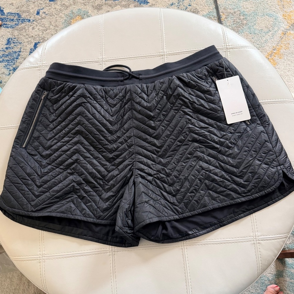 Athleta Apres Ski Short Womens 16 Black Quilted Puffer Insulated‎ Chevron 467120 - Picture 2 of 8